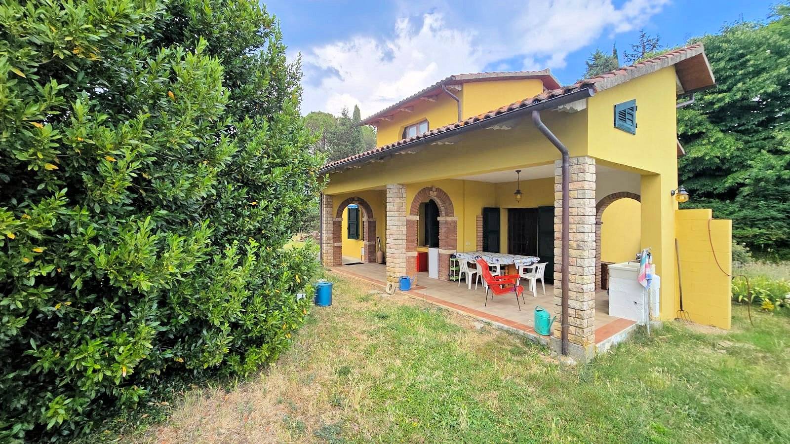 1722-Casa indipendente ristrutturata con terreno e vista panoramica-Roccastrada-1 Agenzia Immobiliare ASIP