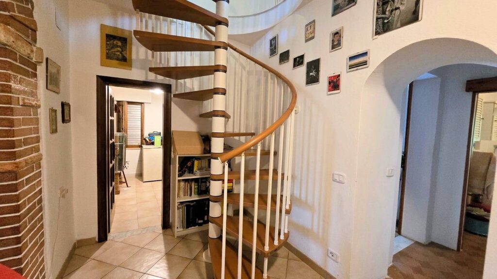 1722-Casa indipendente ristrutturata con terreno e vista panoramica-Roccastrada-14 Agenzia Immobiliare ASIP
