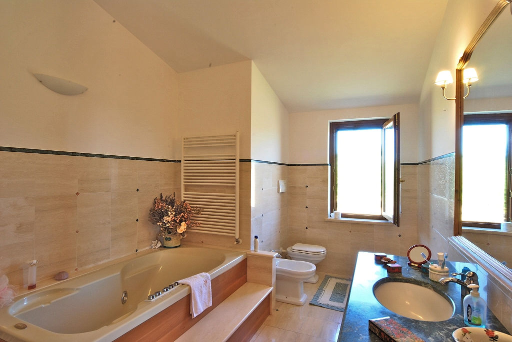 385-Villa ristrutturata con parco-Pitigliano-17 Agenzia Immobiliare ASIP