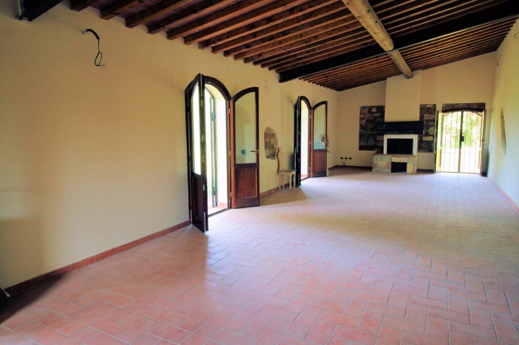 511-Casa colonica ristrutturata con parco e piscina-Casciana Terme Lari-10 Agenzia Immobiliare ASIP