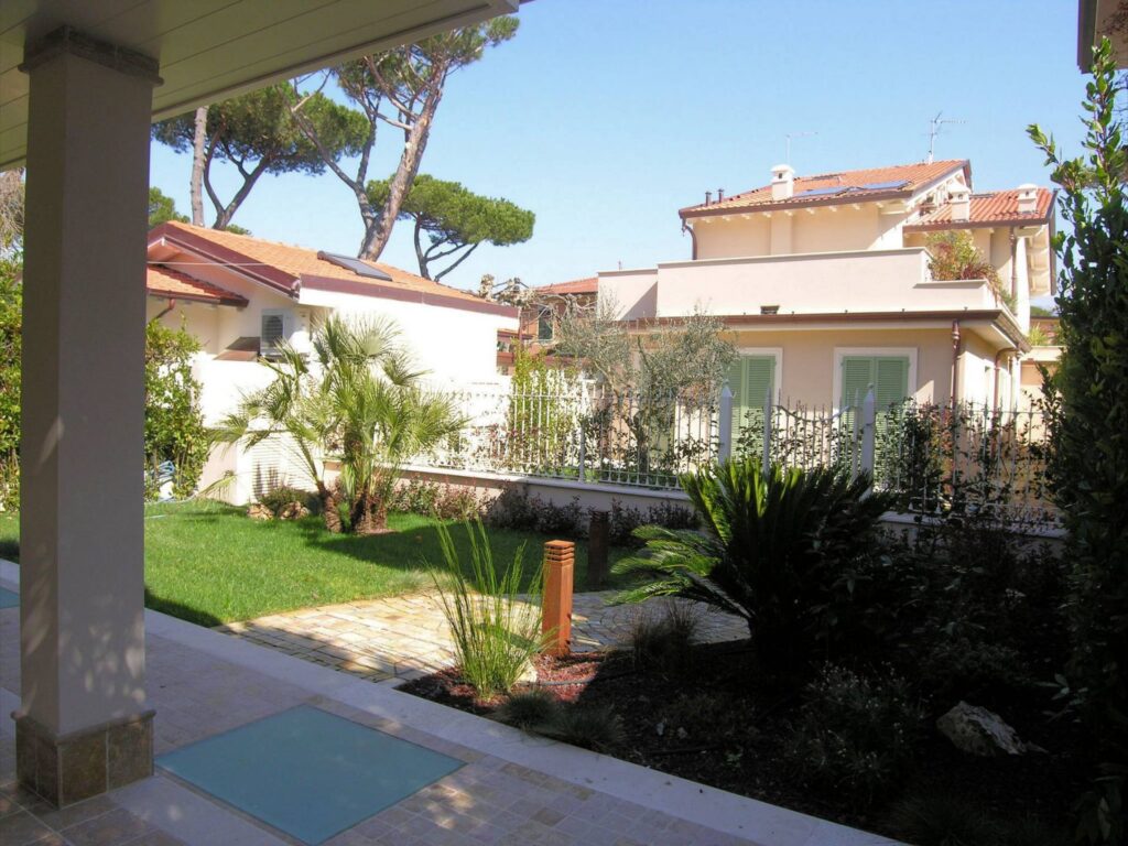 834-Villetta unifamiliare con giardino-Forte dei Marmi-14 Agenzia Immobiliare ASIP