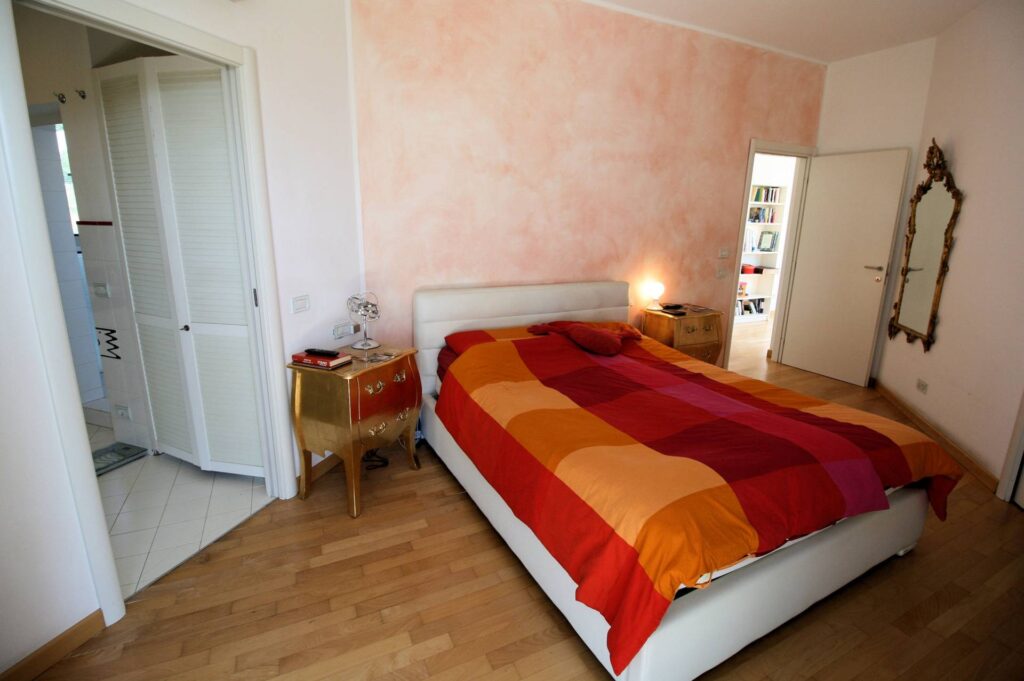 865-Villa panoramica in collina con parco e piscina-Capolona-10 Agenzia Immobiliare ASIP