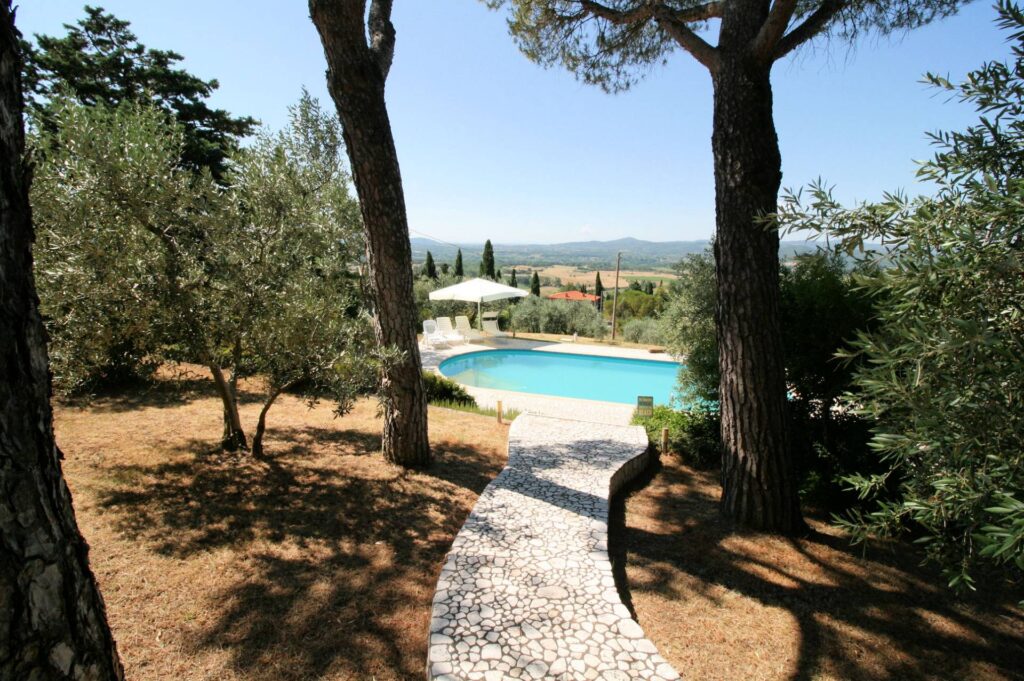 865-Villa panoramica in collina con parco e piscina-Capolona-6 Agenzia Immobiliare ASIP