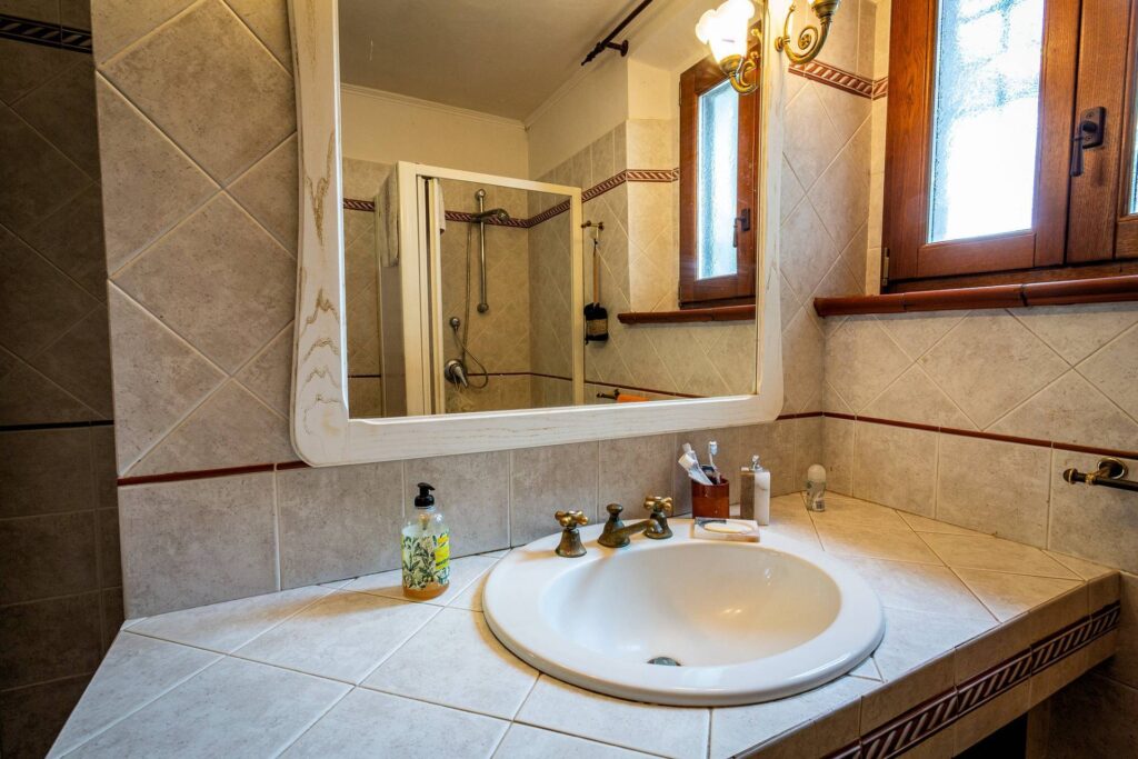1280-Casale ristrutturato con vista panoramica parco e piscina-Volterra-22 Agenzia Immobiliare ASIP