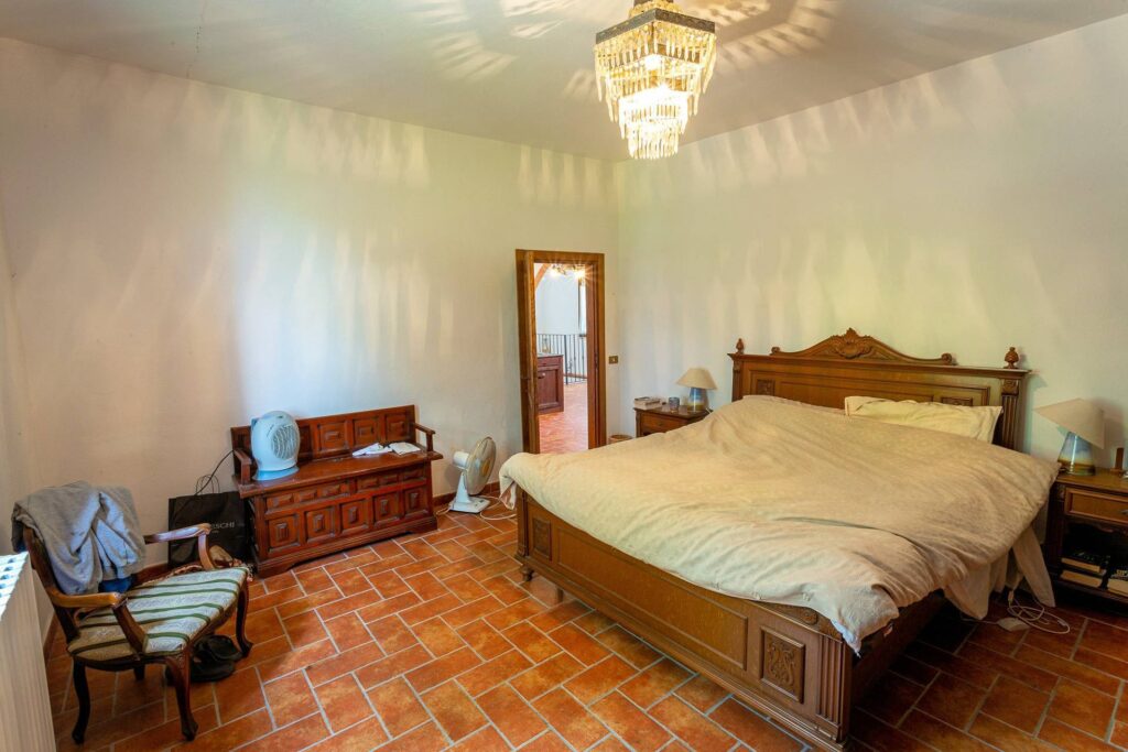 1280-Casale ristrutturato con vista panoramica parco e piscina-Volterra-21 Agenzia Immobiliare ASIP