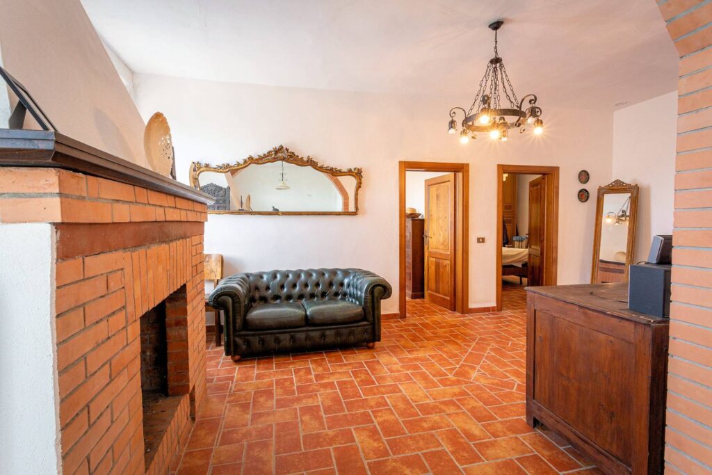 1280-Casale ristrutturato con vista panoramica parco e piscina-Volterra-14 Agenzia Immobiliare ASIP