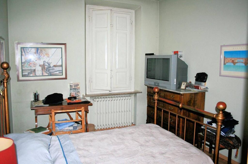350-Villa unifamiliare di grande metratura con giardino a pochi chilometri da Lucca-Capannori-18 Agenzia Immobiliare ASIP