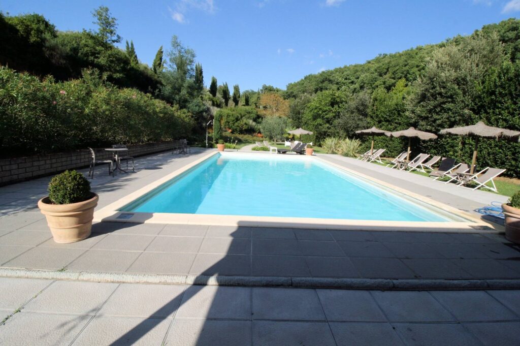 1457-Agriturismo in antico borgo ristrutturato con parco e piscina-Lamporecchio-4 Agenzia Immobiliare ASIP