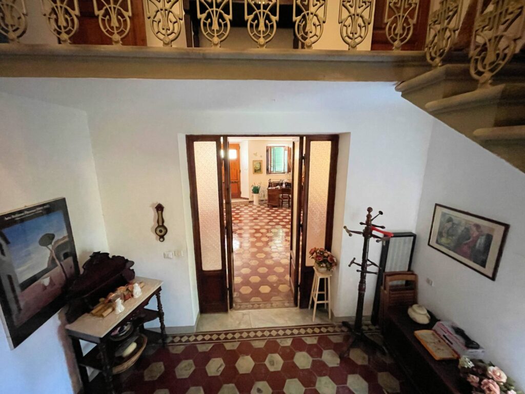 784-Villa di ampia superficie con giardino-Capannoli-5 Agenzia Immobiliare ASIP