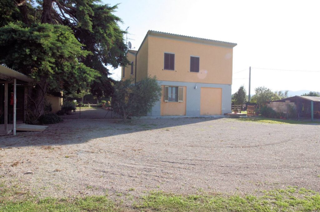 1288-Porzione di podere ex Ente Maremma posta al piano terra con ampio terreno-Roccastrada-9 Agenzia Immobiliare ASIP