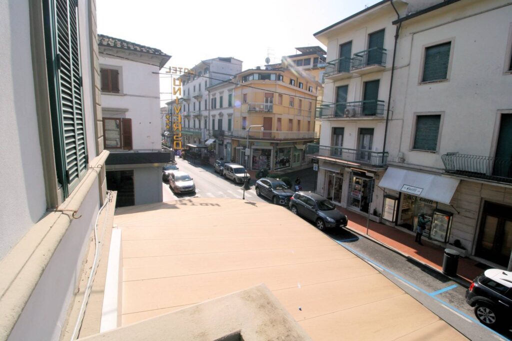 1324-UNITA' IMMOBILIARE DI AMPIA SUPERFICIE CON OTTIME POTENZIALITA' DI UTILIZZO IN POSIZIONE CENTRALE-Montecatini-Terme-14 Agenzia Immobiliare ASIP