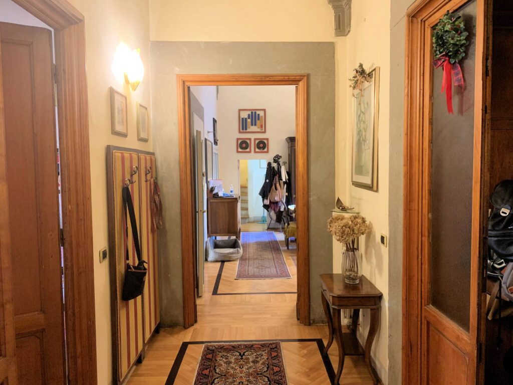 1549-Appartamento di ampia superficie in centro storico-Pistoia-4 Agenzia Immobiliare ASIP