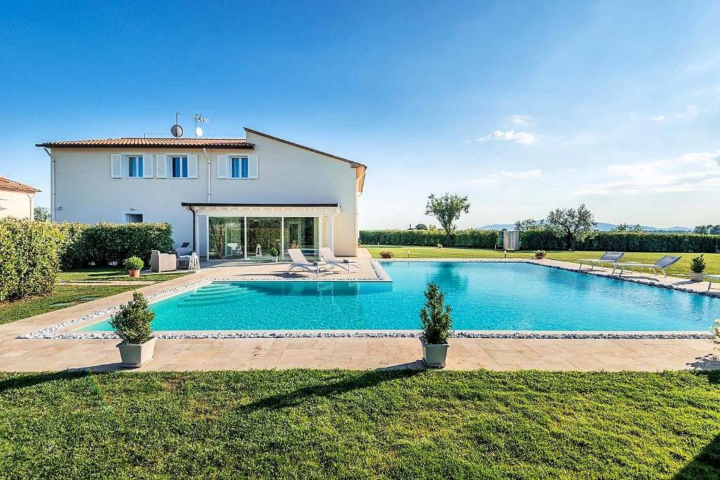 1609-Stupenda villa con ogni confort con ampio giardino e piscina utilizzata come attivita' di casa vacanze-Monsummano Terme-5 Agenzia Immobiliare ASIP
