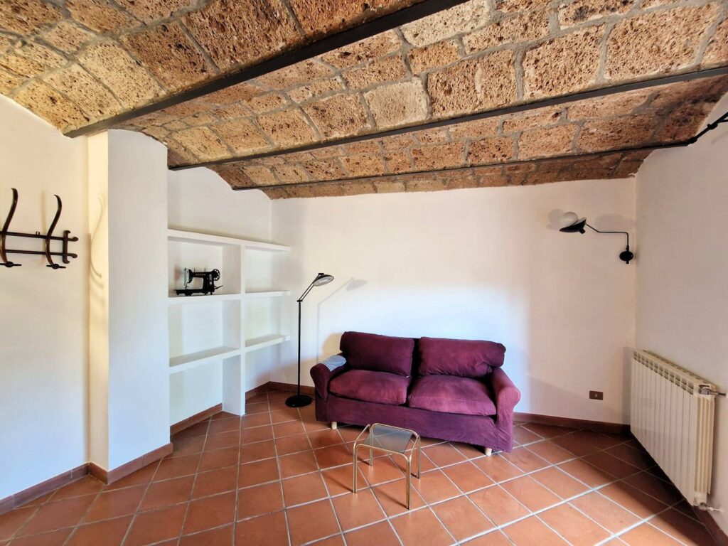 389-Terratetto unifamiliare indipendente-Sorano-21 Agenzia Immobiliare ASIP