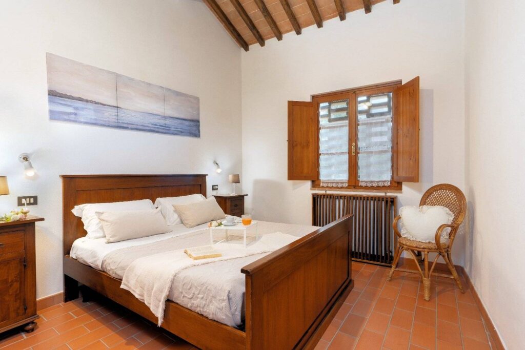 1658-Casale con dependance terreno e due piscine-Volterra-29 Agenzia Immobiliare ASIP