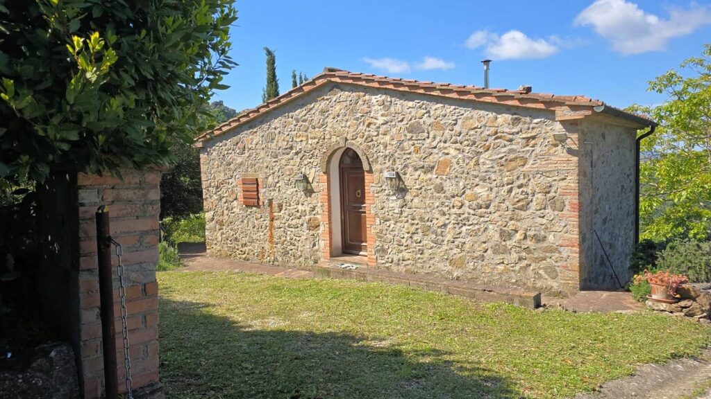 1685-Rustico ristrutturato con ampio terreno e vista panoramica-Roccastrada-5 Agenzia Immobiliare ASIP